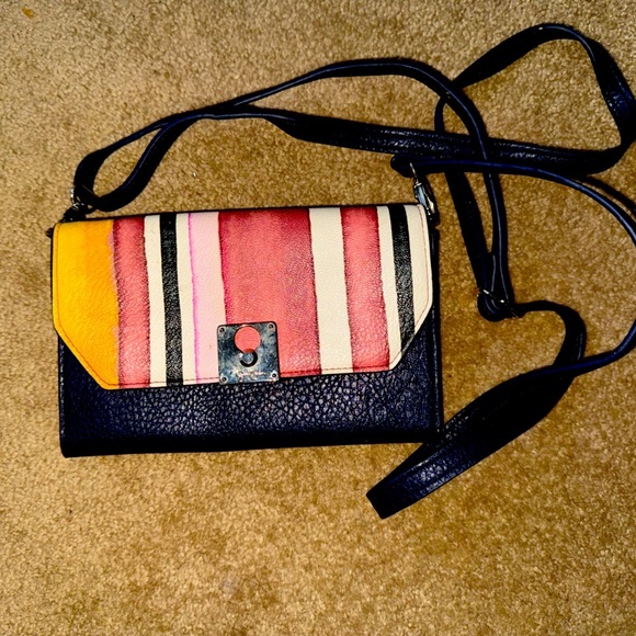 Jessica Simpson Handbags - Jessica Simpson Clutch Crossbody Bag